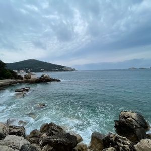 Meet your Posher, Noellio